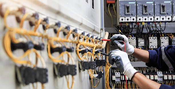 Professional Electrician technician working in New Market, VA